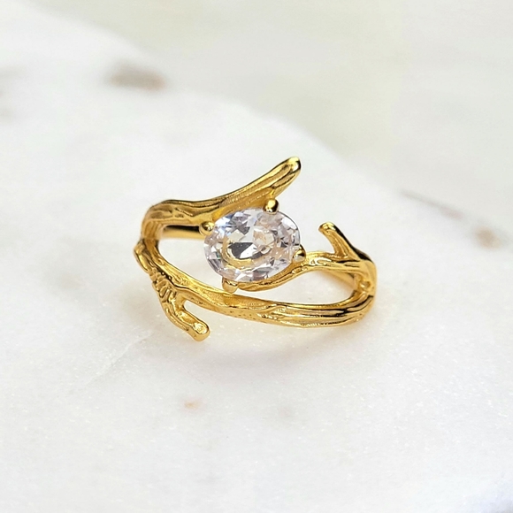 Branch & Stone Ring - Picture 5 of 5